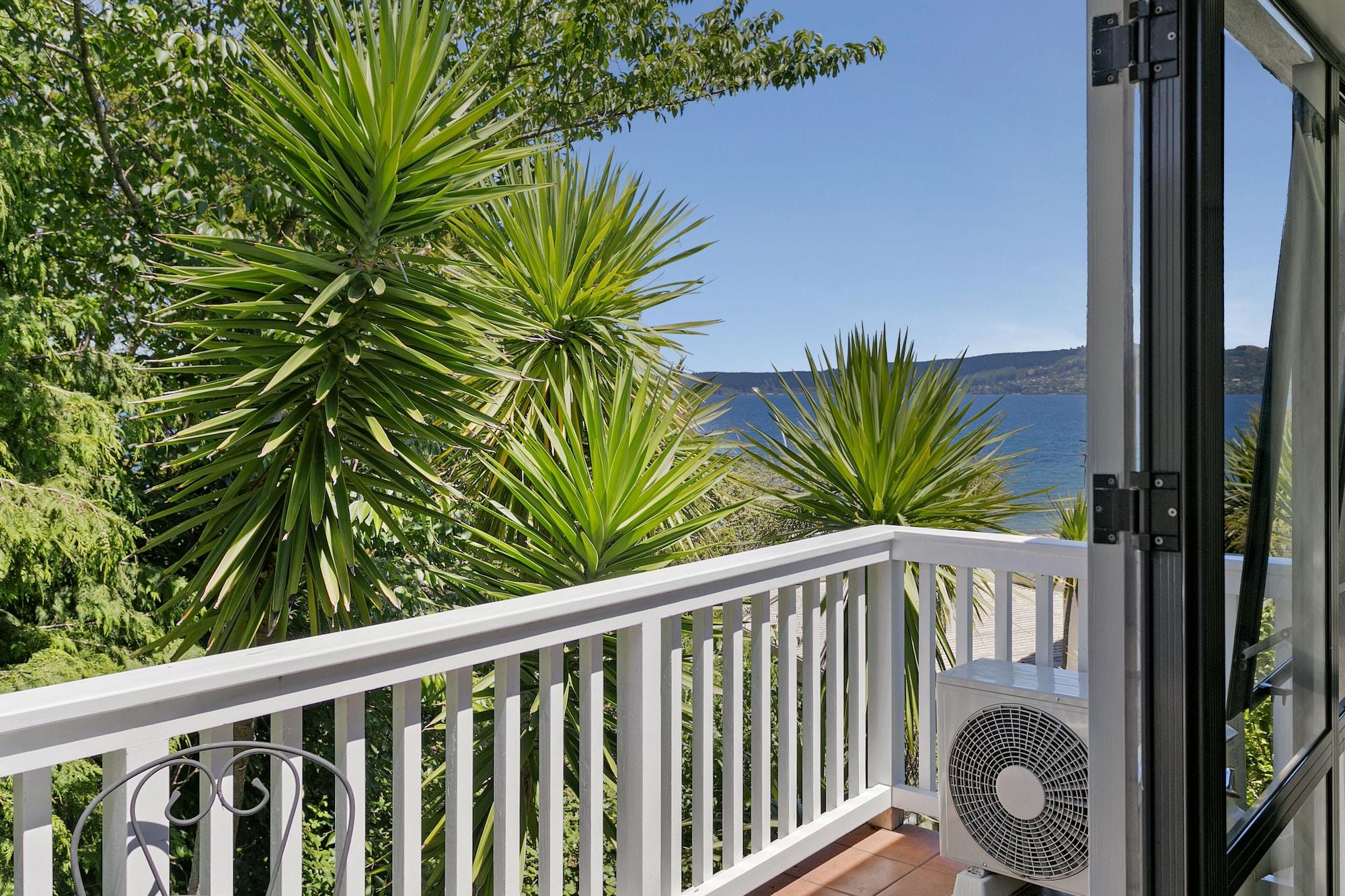 Baycrest Thermal Lodge Taupo Exterior foto